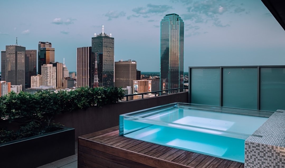 What Makes Family Suspended Acrylic Swimming Pool a Game‑Changer for Luxury Home Design?